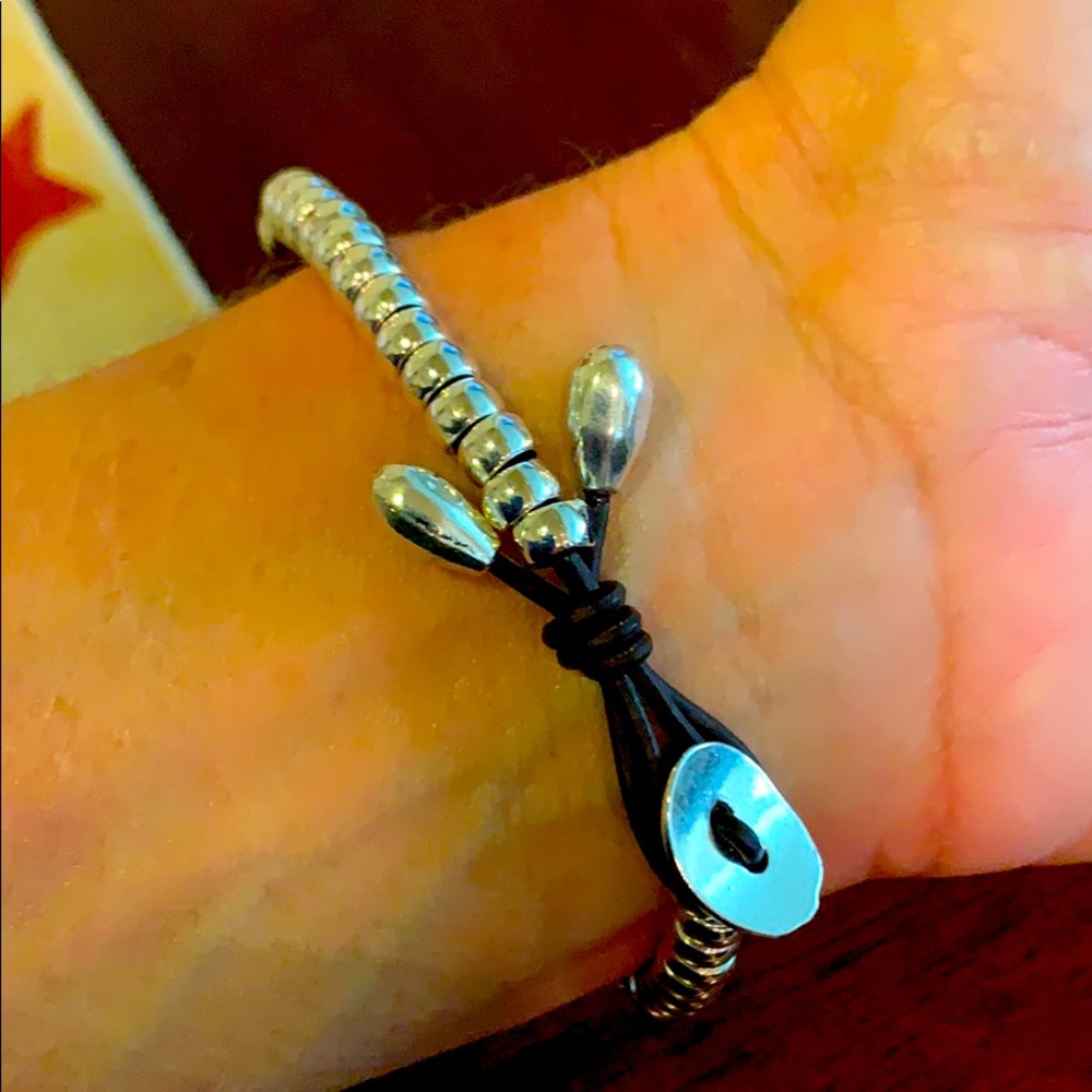 “SOLD”! Not for Sale...NWOT super cute bracelet